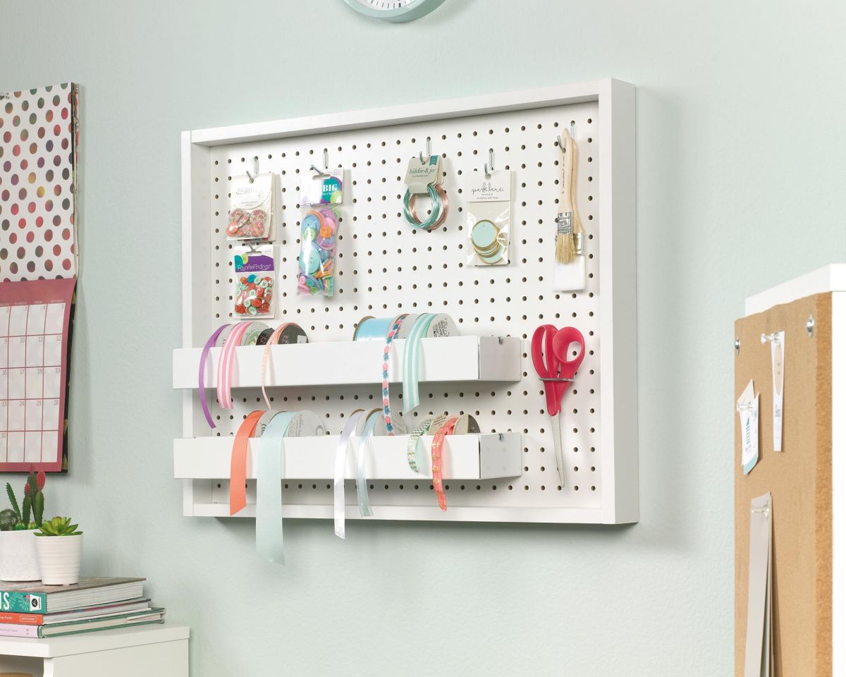 CRAFT WALL MOUNTED PEG BOARD CasaFenix