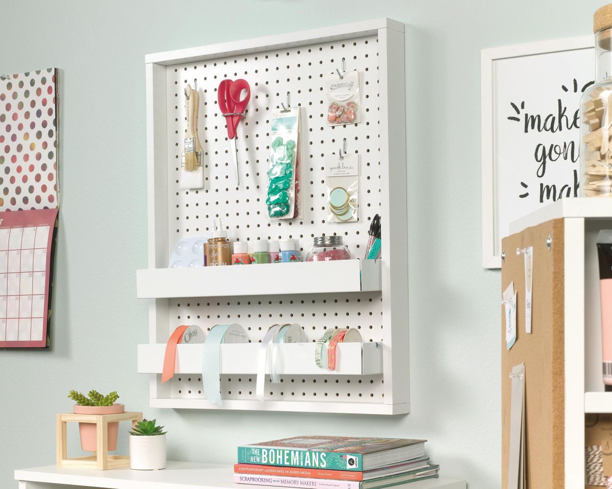 CRAFT WALL MOUNTED PEG BOARD CasaFenix