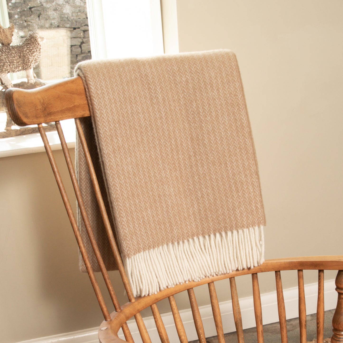 Cable Pattern Beige Wool Blanket 200 x 140cm - CasaFenix