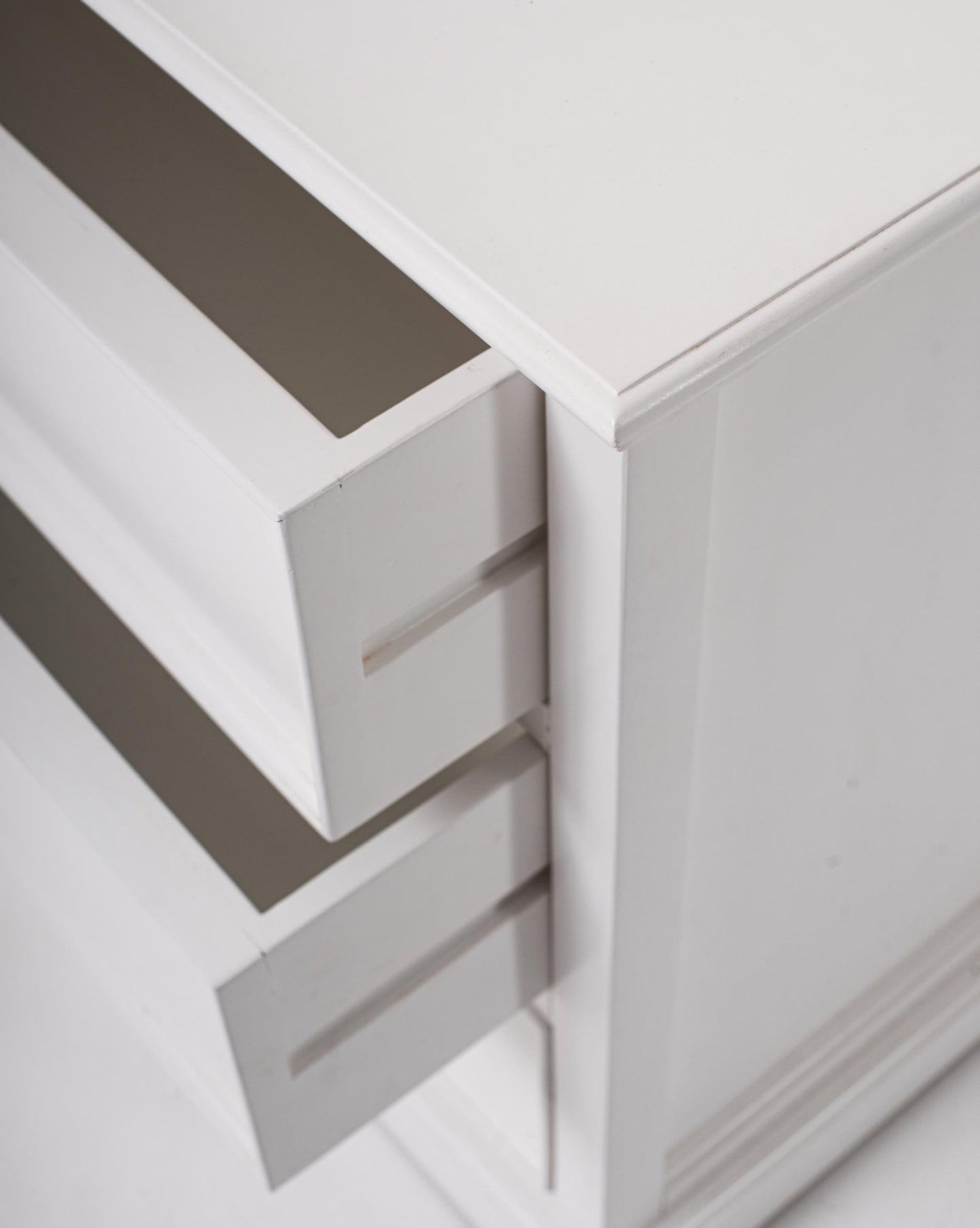 Halifax Grand collection by Nova Solo.  Bedside Drawer Unit CasaFenix