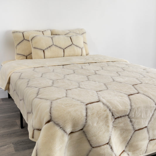 100% Cashmere Wool Quilt - Natural Hex 200 x 140cm - CasaFenix