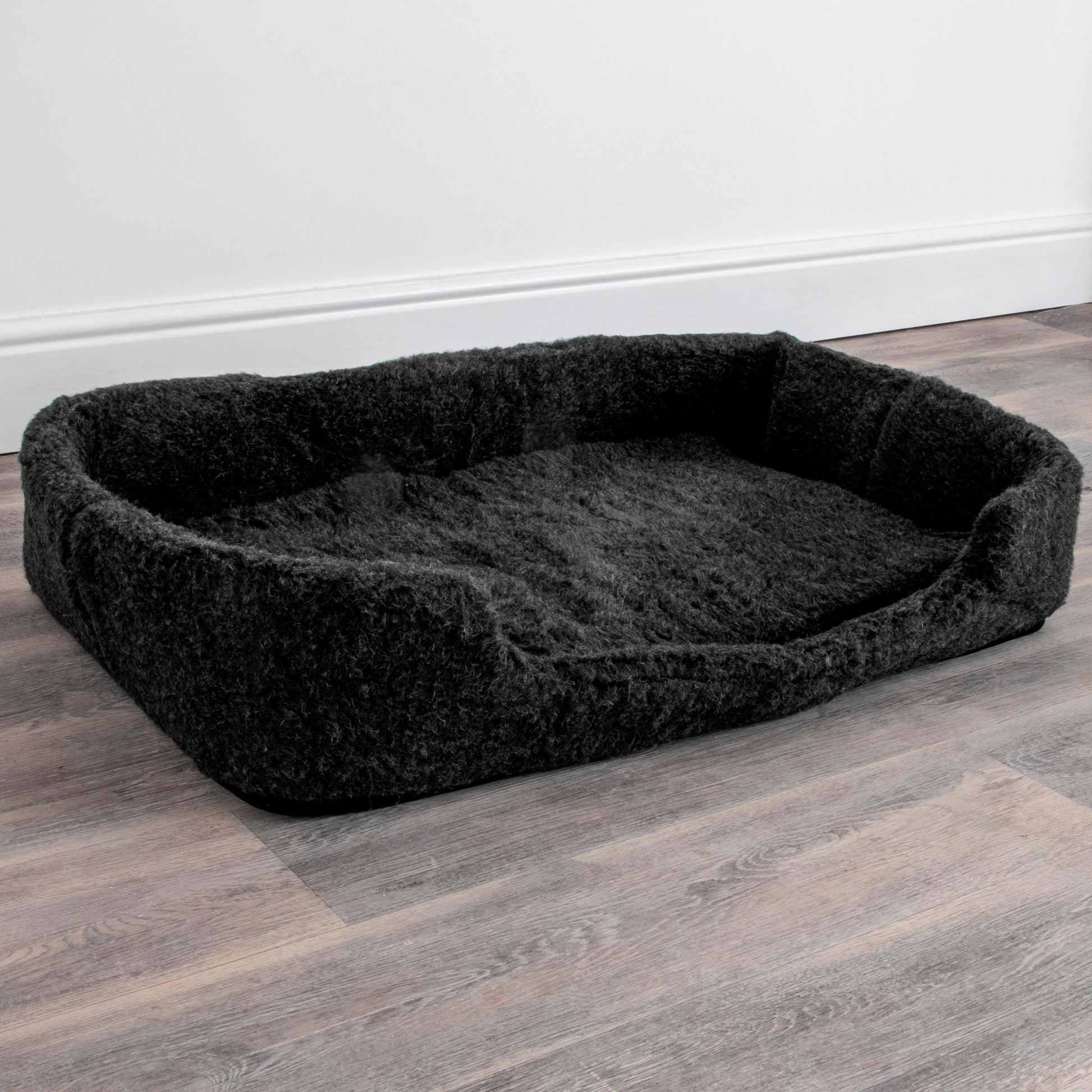 100% Merino Wool Pet Bed Dog / Cat Colour Black 90 x 60cm LARGE - CasaFenix