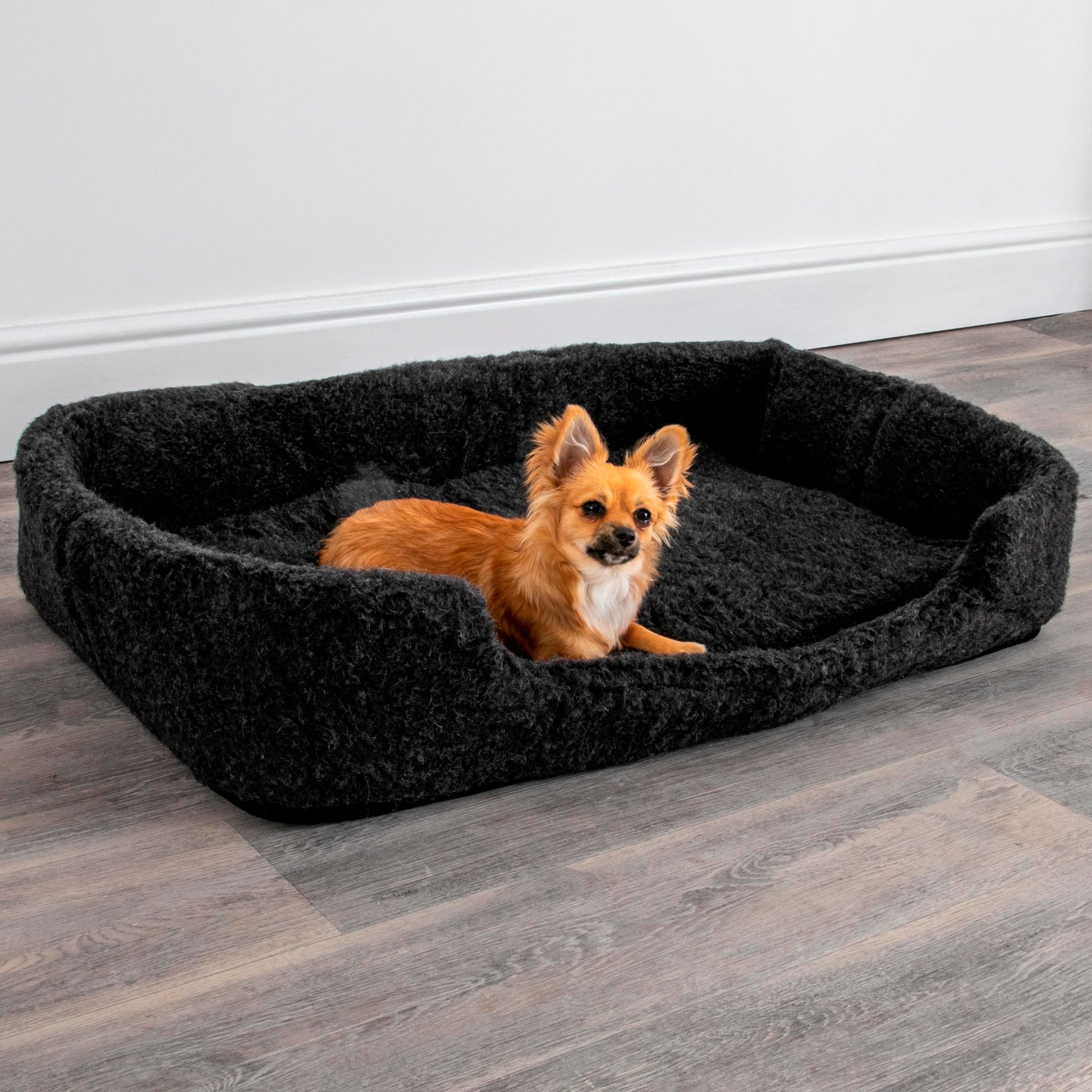 100% Merino Wool Pet Bed Dog / Cat Colour Black 90 x 60cm LARGE - CasaFenix