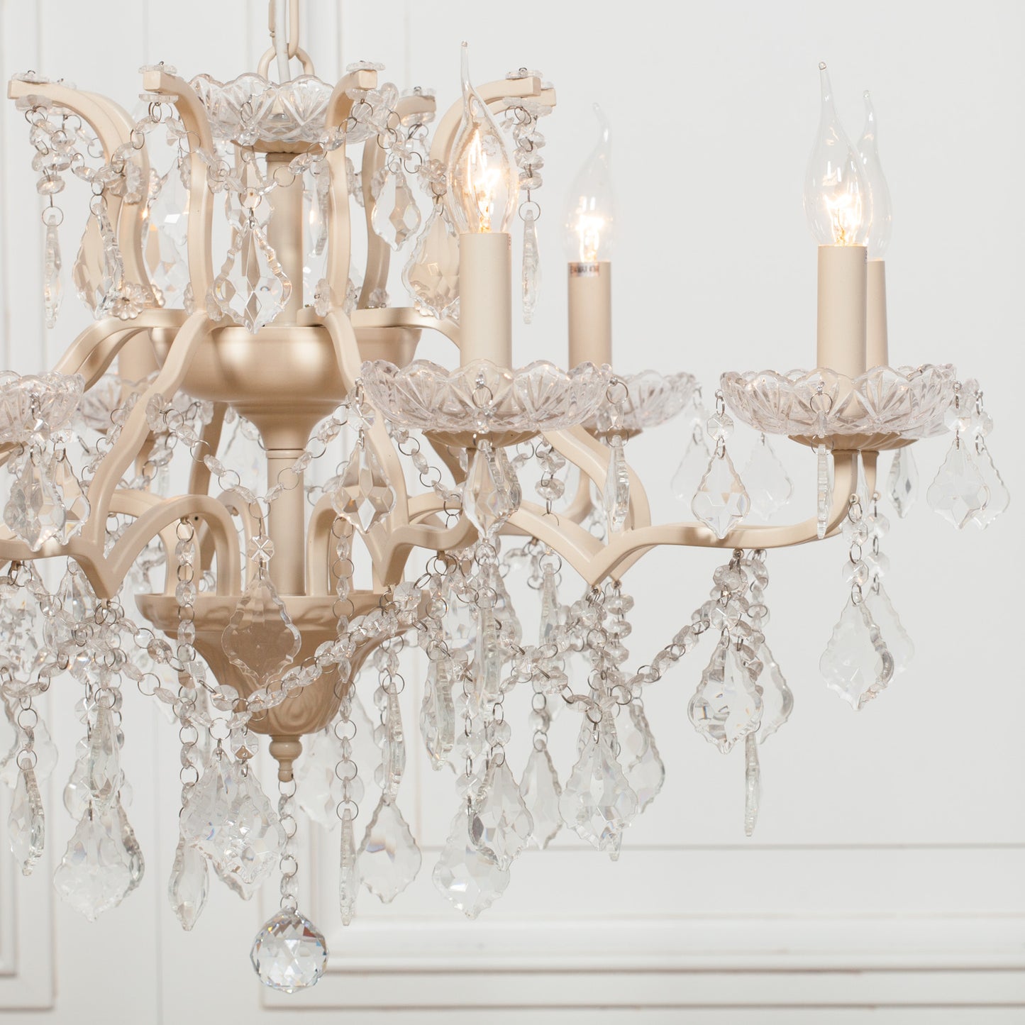 Cream 8 Branch Shallow Cut Glass Chandelier CasaFenix