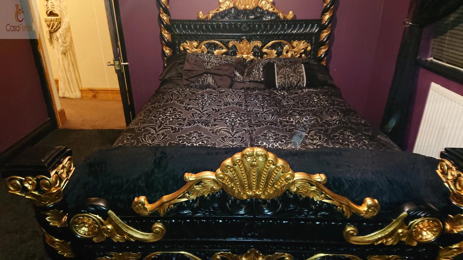 Italian Antique Style Venetian Heavily Carved Bed - CasaFenix