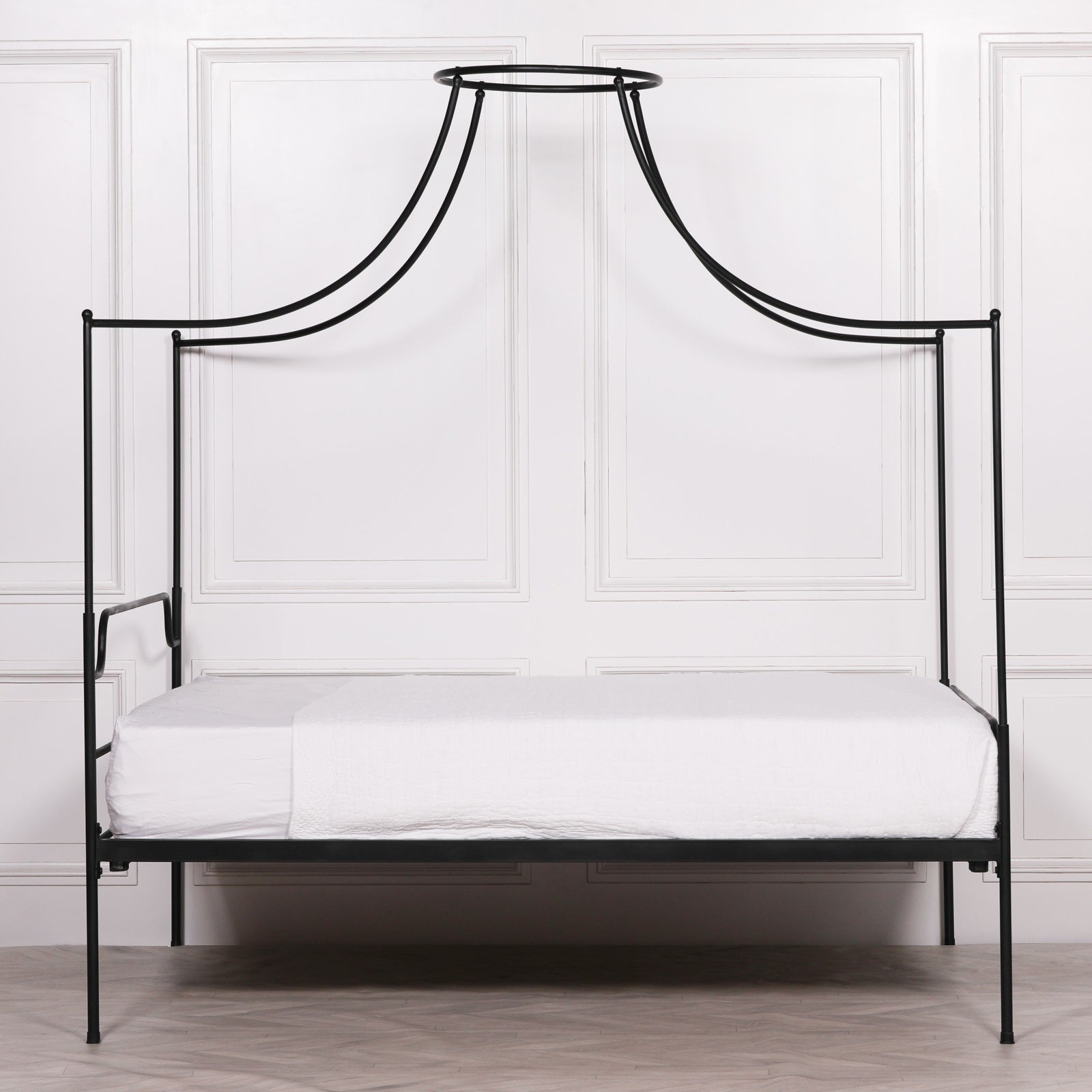 Black Iron 4ft6 Double Size Poster Bed CasaFenix