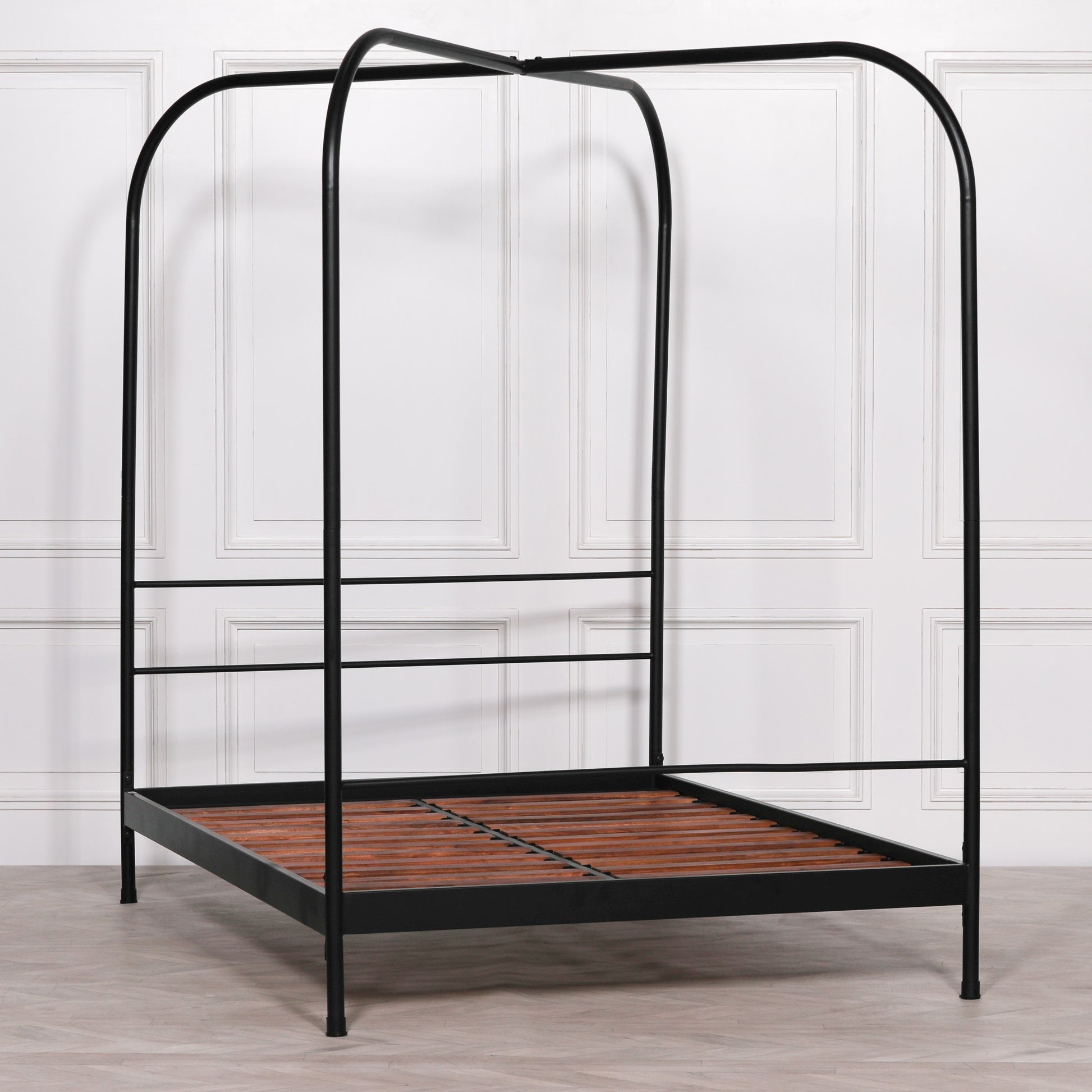 Metropolitan Black 5ft King Size Poster Bed CasaFenix