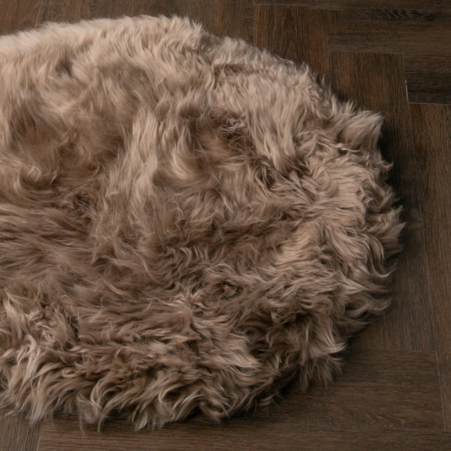 Light Brown Rectangle Sheepskin Rug - Circle 70cm Diameter - CasaFenix