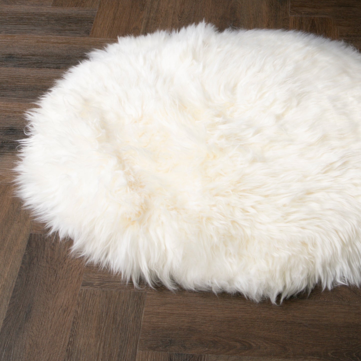 Natural Rectangle Sheepskin Rug - Circle 70cm Diameter - CasaFenix