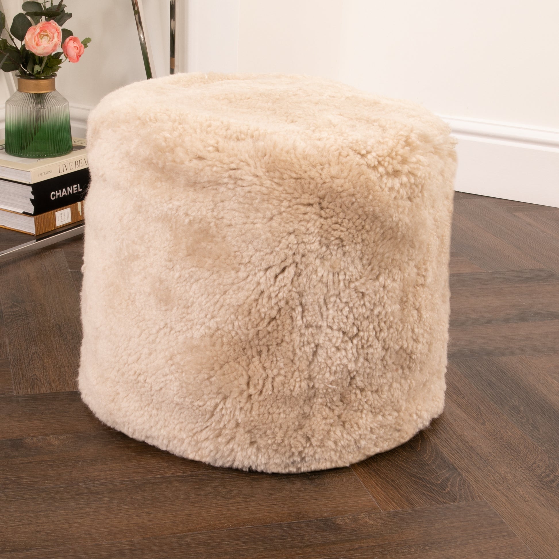 Cream Short Pile Sheepskin Pouf 40x40cm Round Foot Stool - CasaFenix