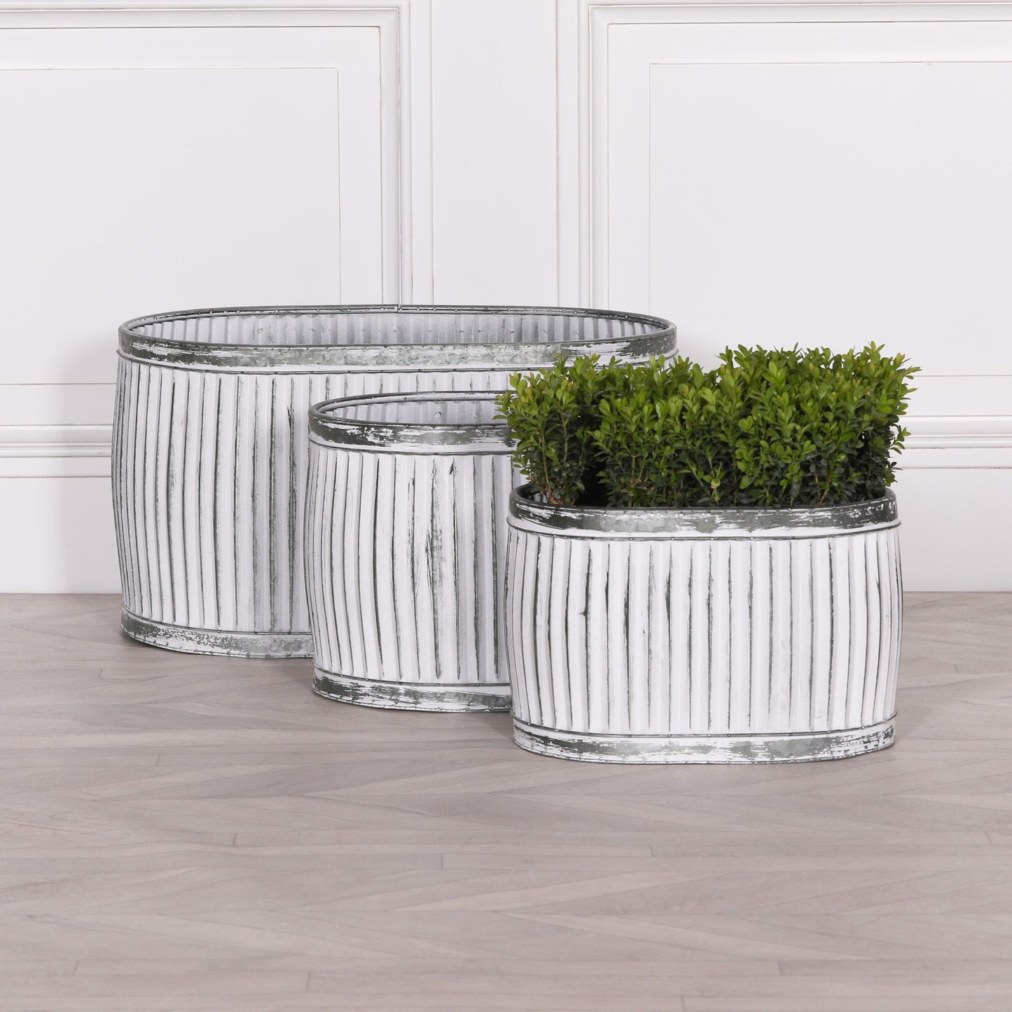 Dolly Tub Oval Metal Planter - Medium CasaFenix