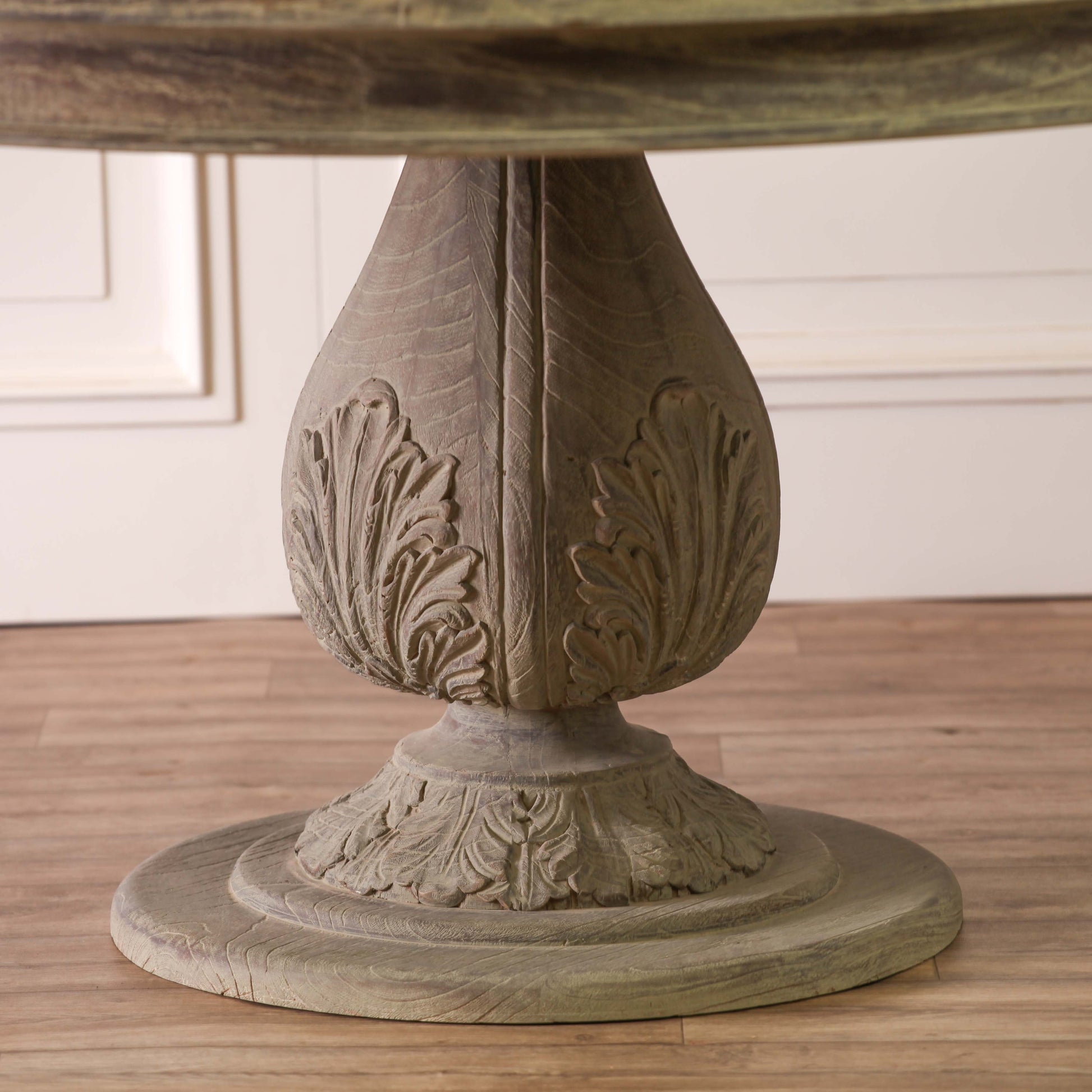 Rustic Washed 150cm Round Acorn Dining Table CasaFenix