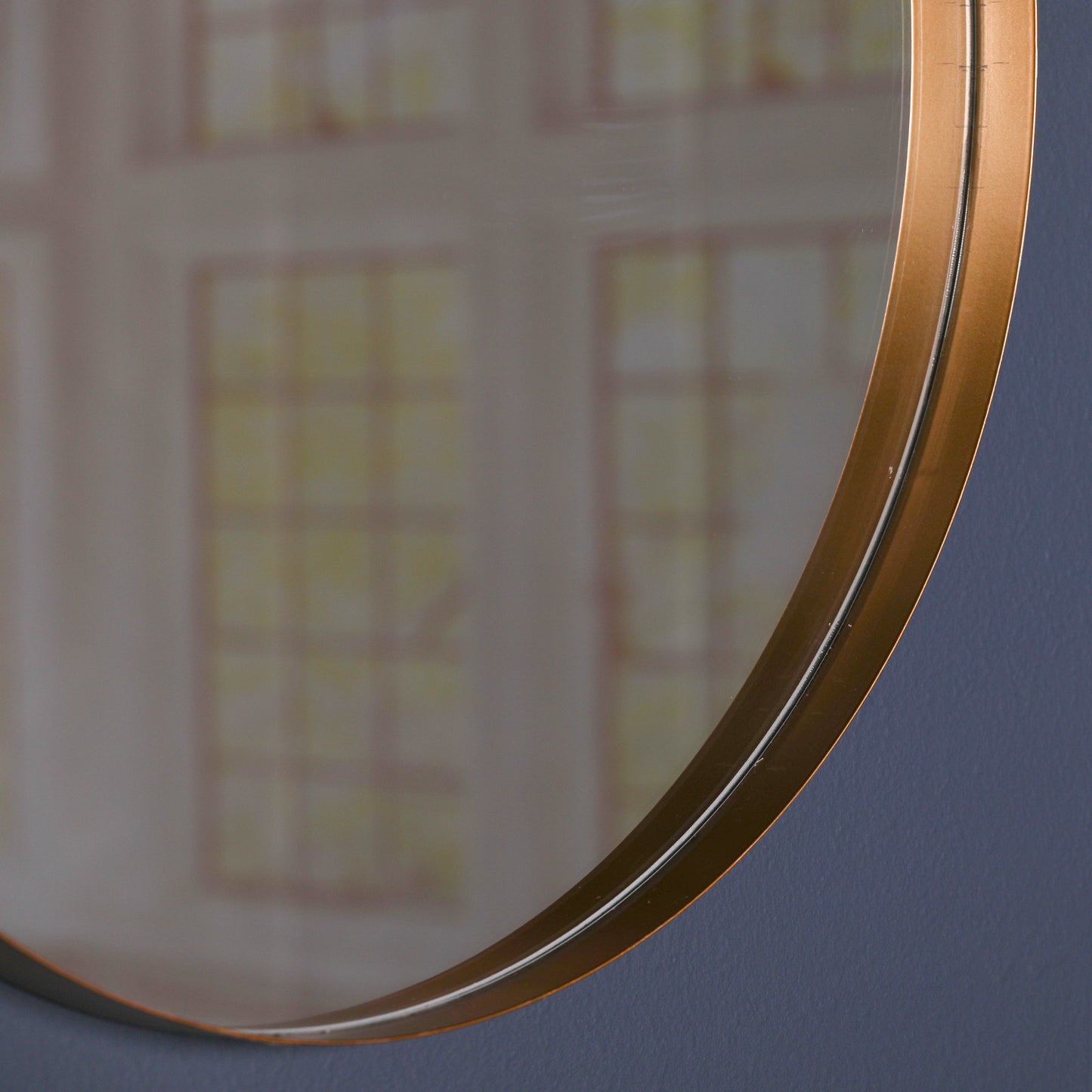 80cm Gold Round Wall Mirror CasaFenix