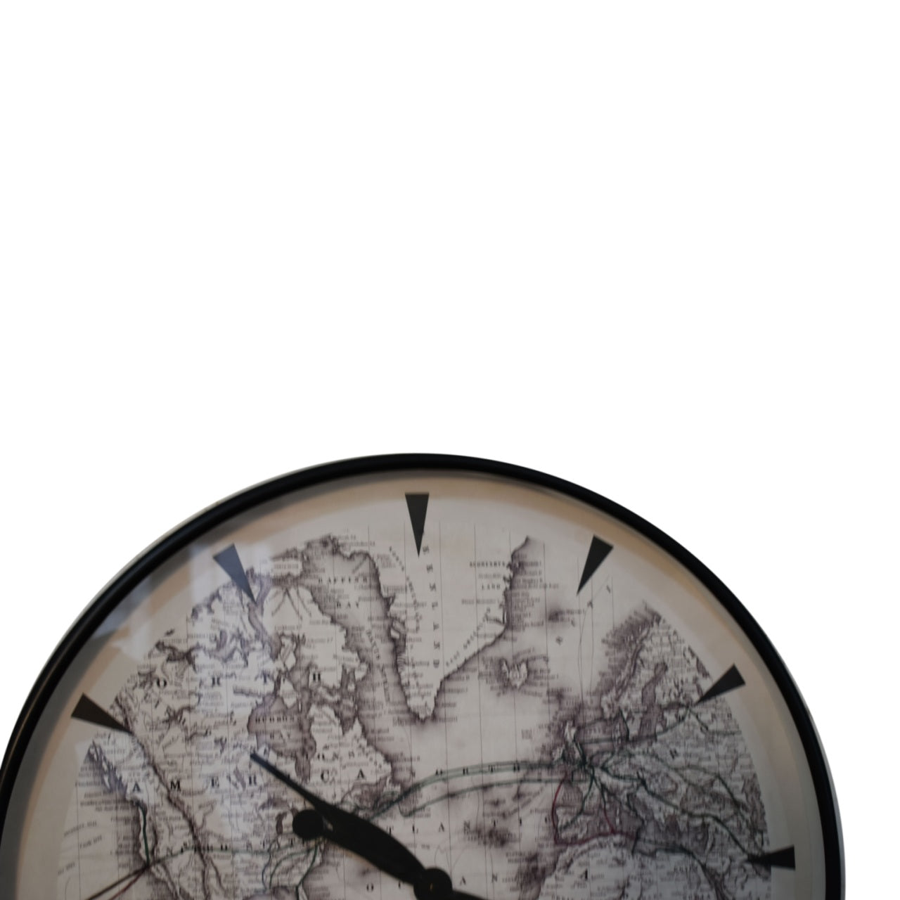 Atlas Style Wall Clock - CasaFenix