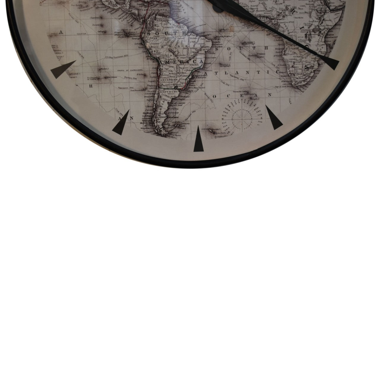 Atlas Style Wall Clock - CasaFenix